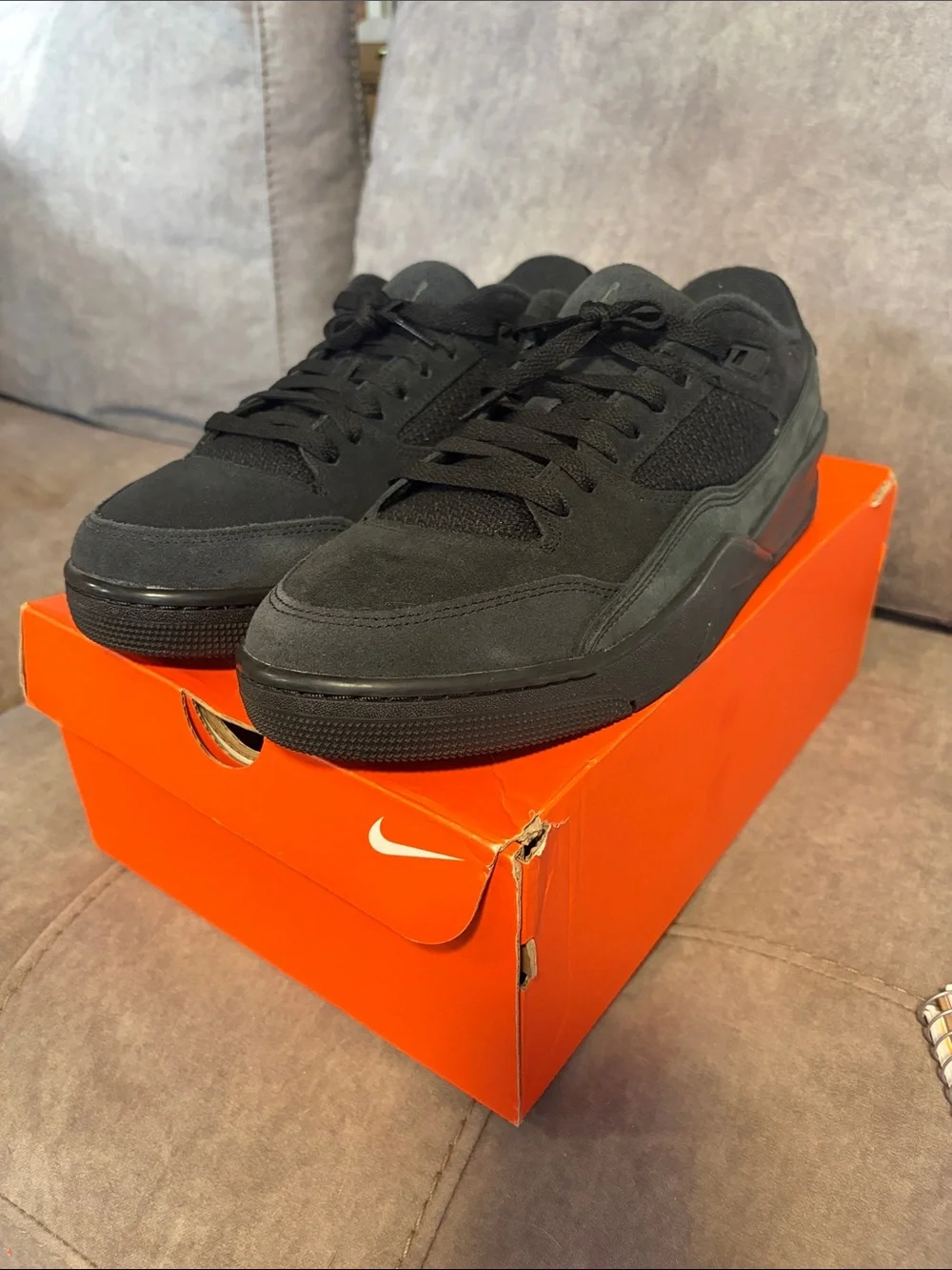Men’s Nike Jordan Court sneakers